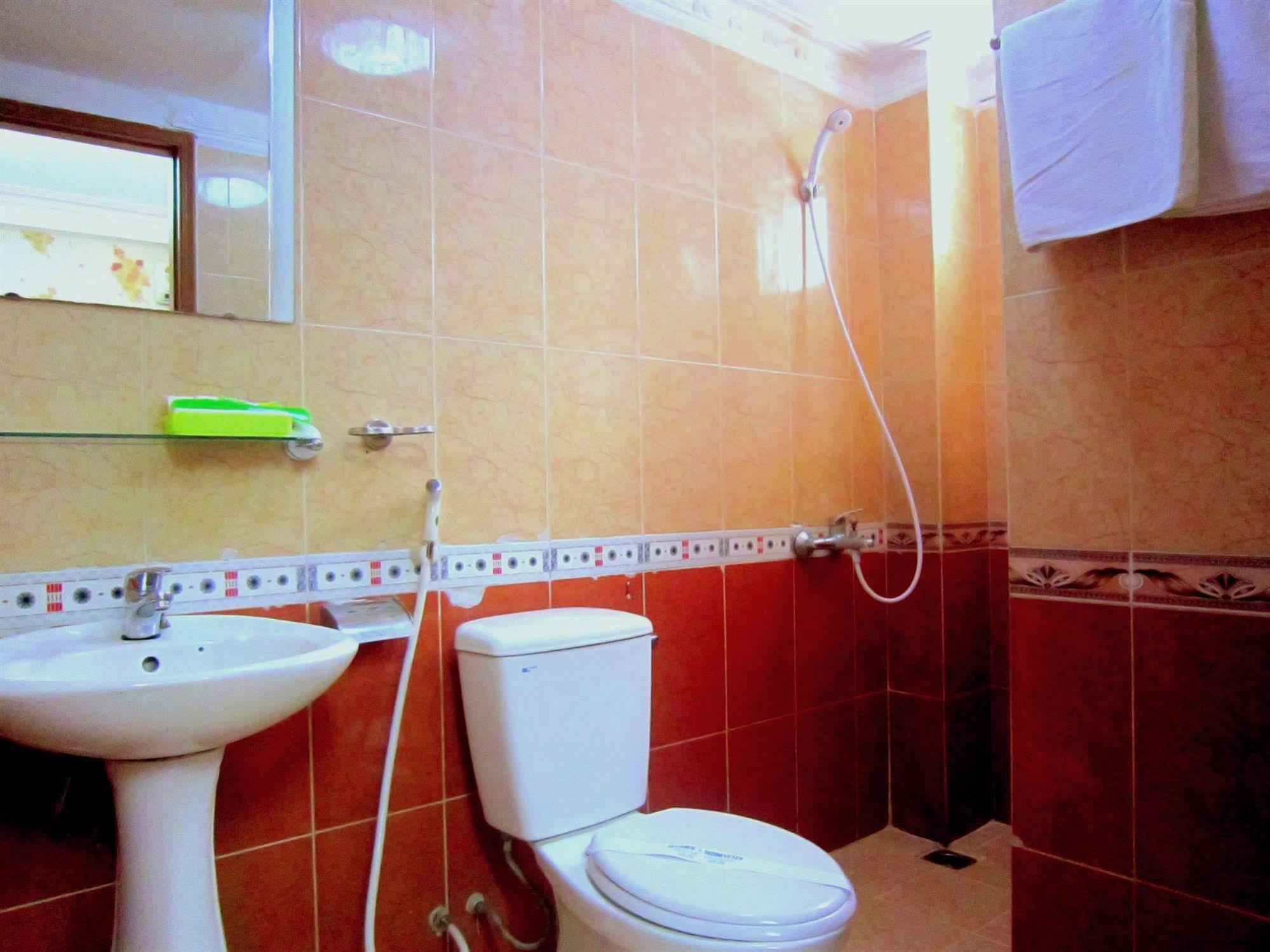 Thuy Tien Hotel Bandar Ho Chi Minh Luaran gambar